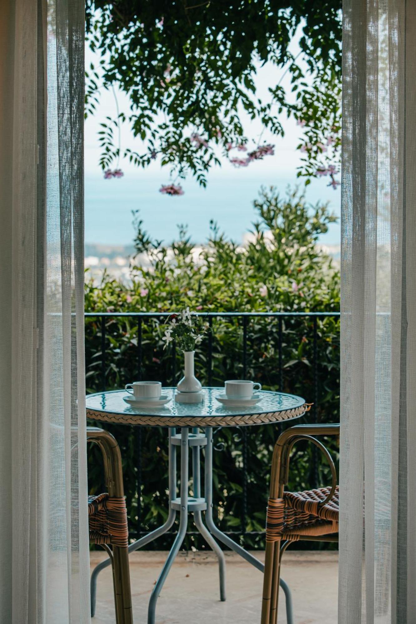 Bellapais Gardens Pansiyon Dış mekan fotoğraf